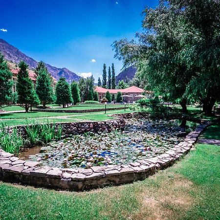Chatcal Mountains Resort Burchmulla Esterno foto
