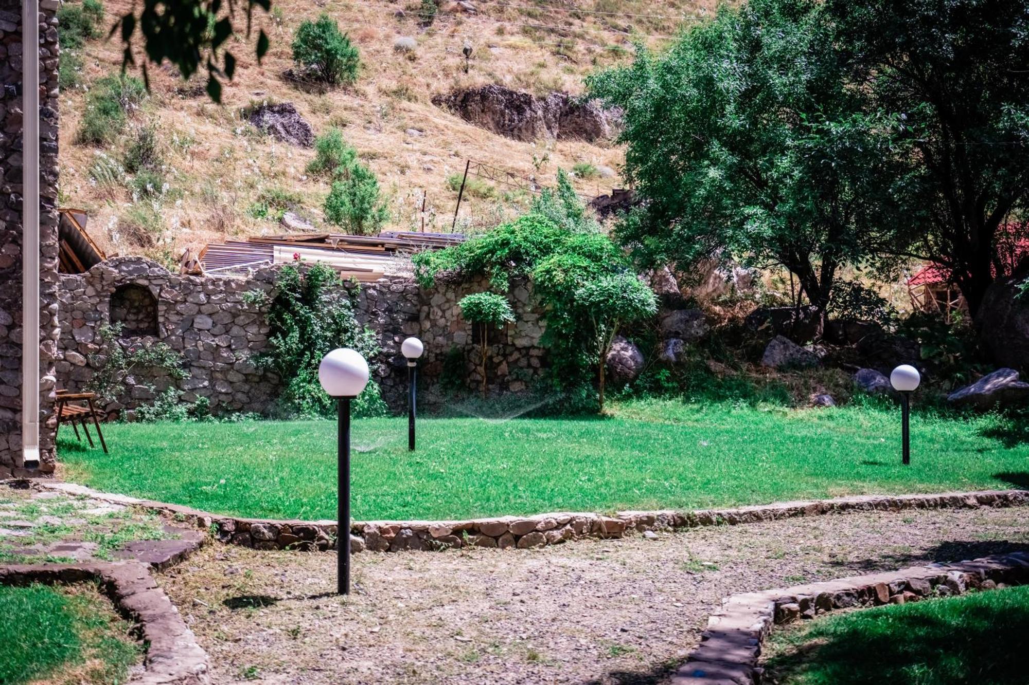 Chatcal Mountains Resort Burchmulla Esterno foto