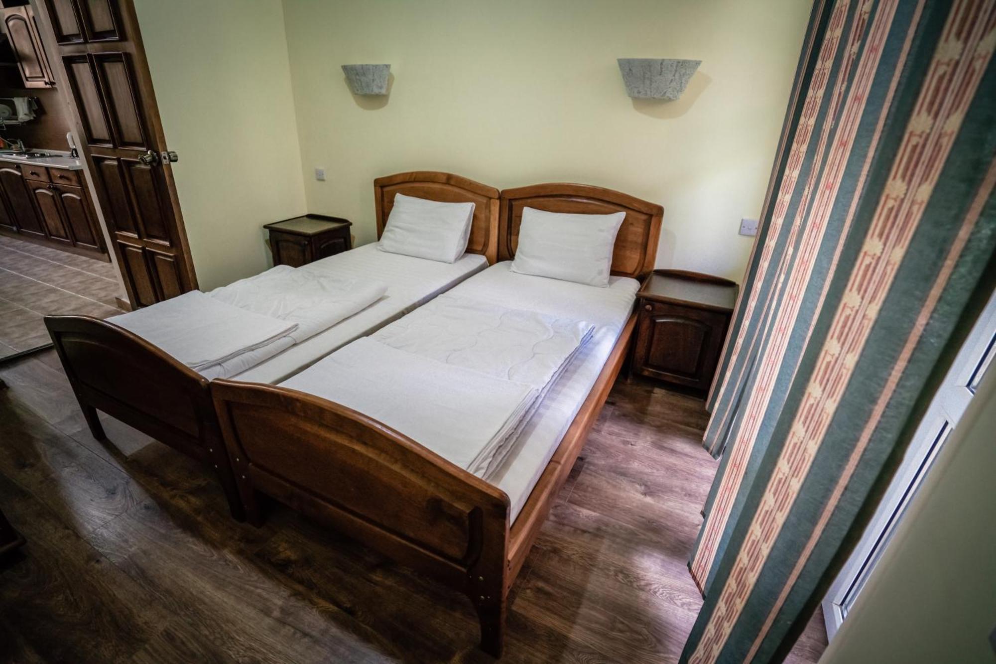 Chatcal Mountains Resort Burchmulla Esterno foto